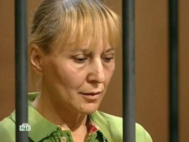 Лишенная родительских прав мать обвиняется в убийстве приемных родителей своего сына 29.02.2012