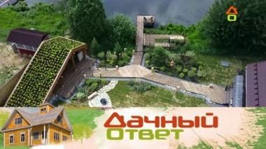 Беседка с земляной крышей и пирс на участке у озера 15.06.2019