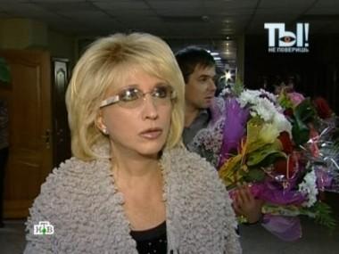 Правда ли, что Ирина Аллегрова набросилась на фанатку?  14.07.2012