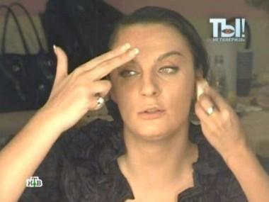 За что Елена Ваенга обиделась на журналистов? 25.08.2012